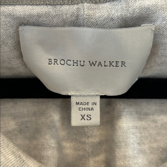 Brochu Walker Nohr Cowl Neck Sleeveless Sweater Dove Grey - Picture 3 of 11